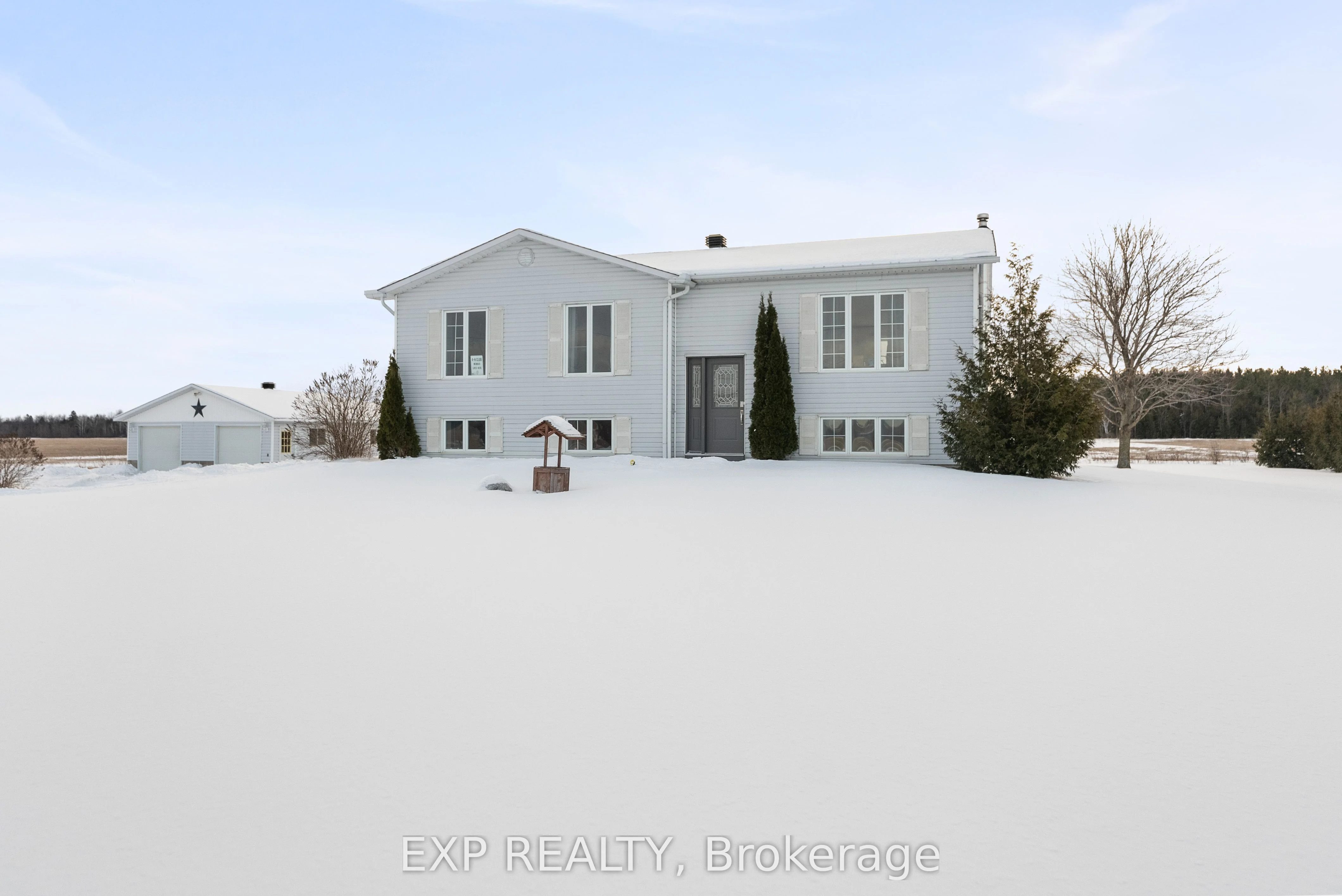 2337 Lochwinnoch Road, Horton, On K7v 3z4
