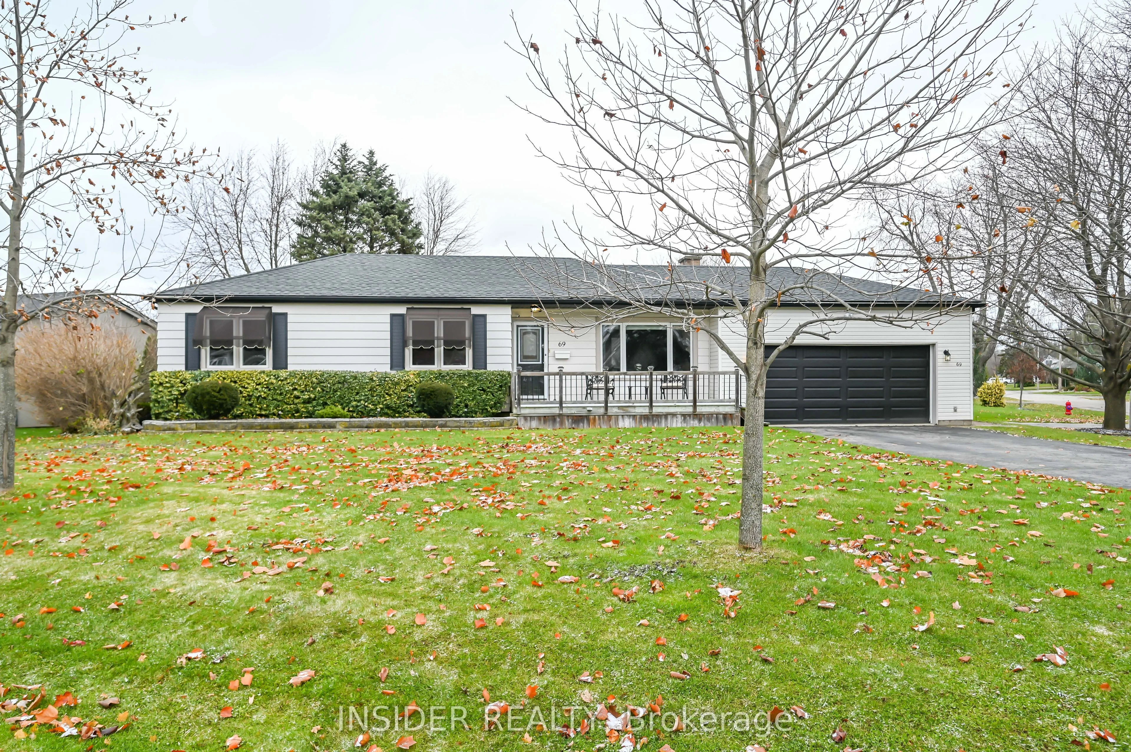 69 Cumming Court Main, Hamilton, On L9g 1v4