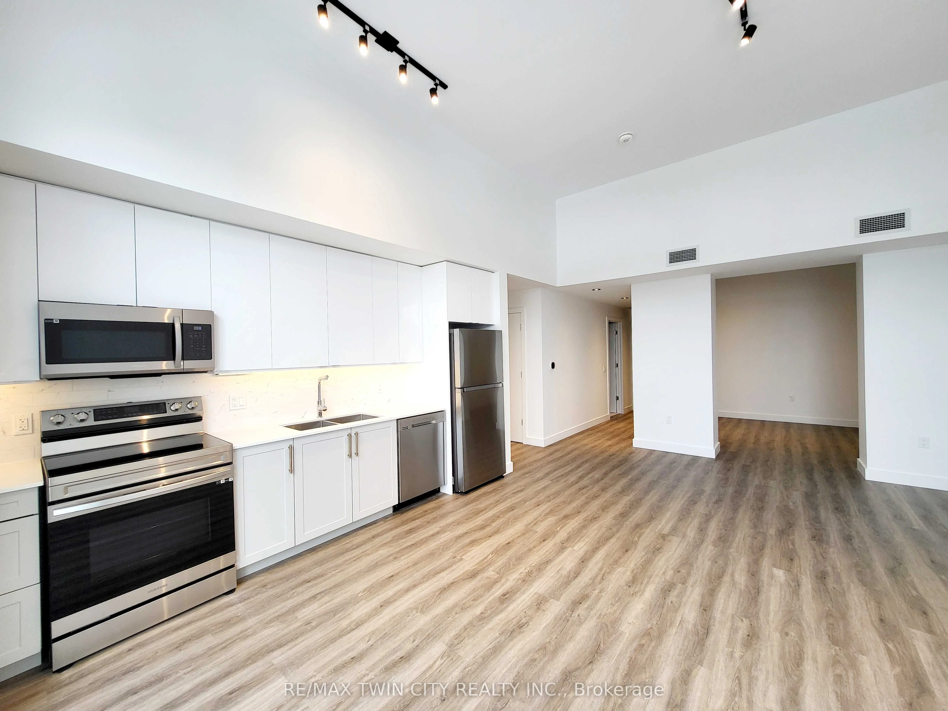 75 Huron Street 202, Wilmot, On N3a 1k1
