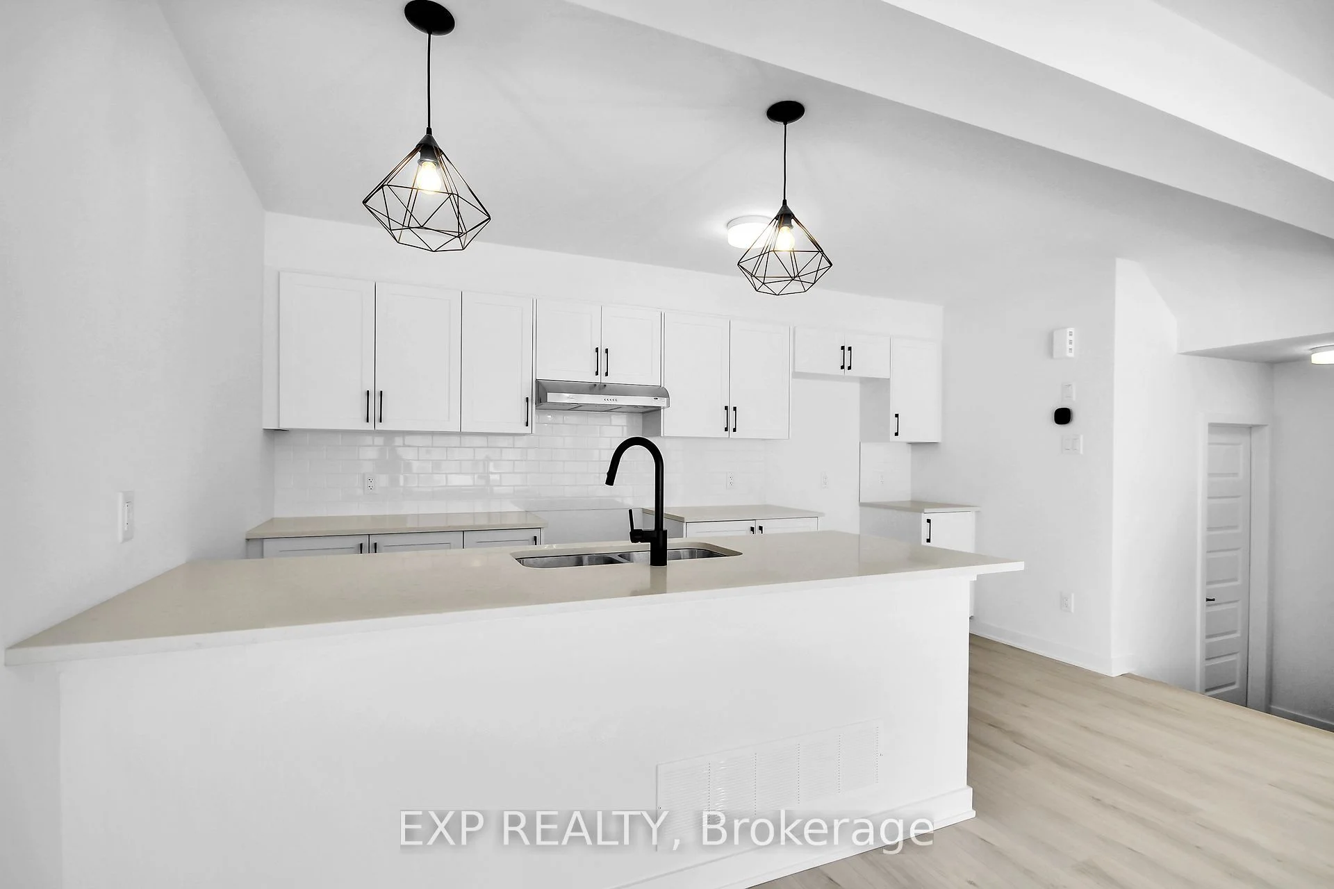 528 WOVEN , Stittsville - Munster - Richmond, ON K2S 3B2