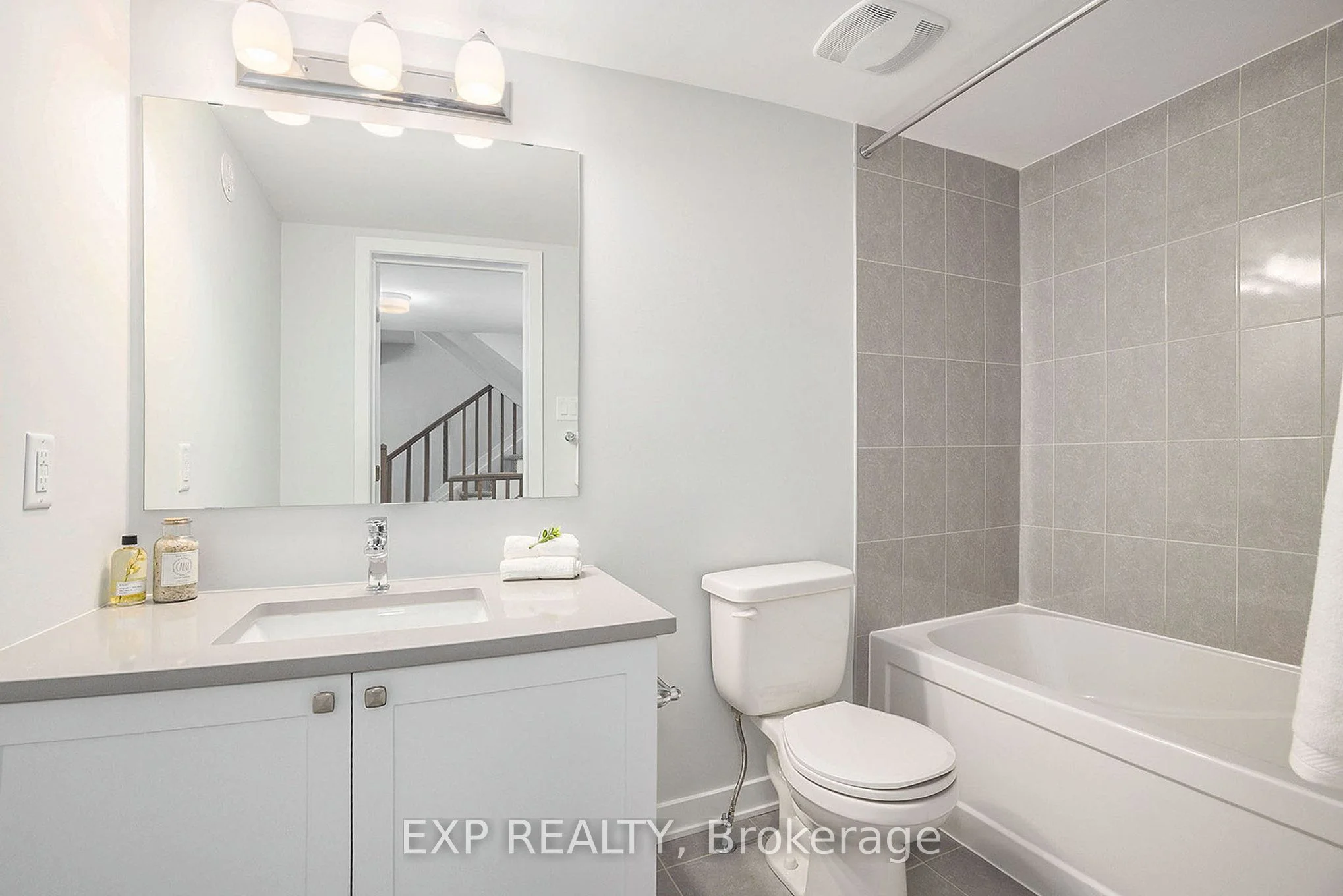 913 MISHI , Manor Park - Cardinal Glen and Area, ON K2M 0P2