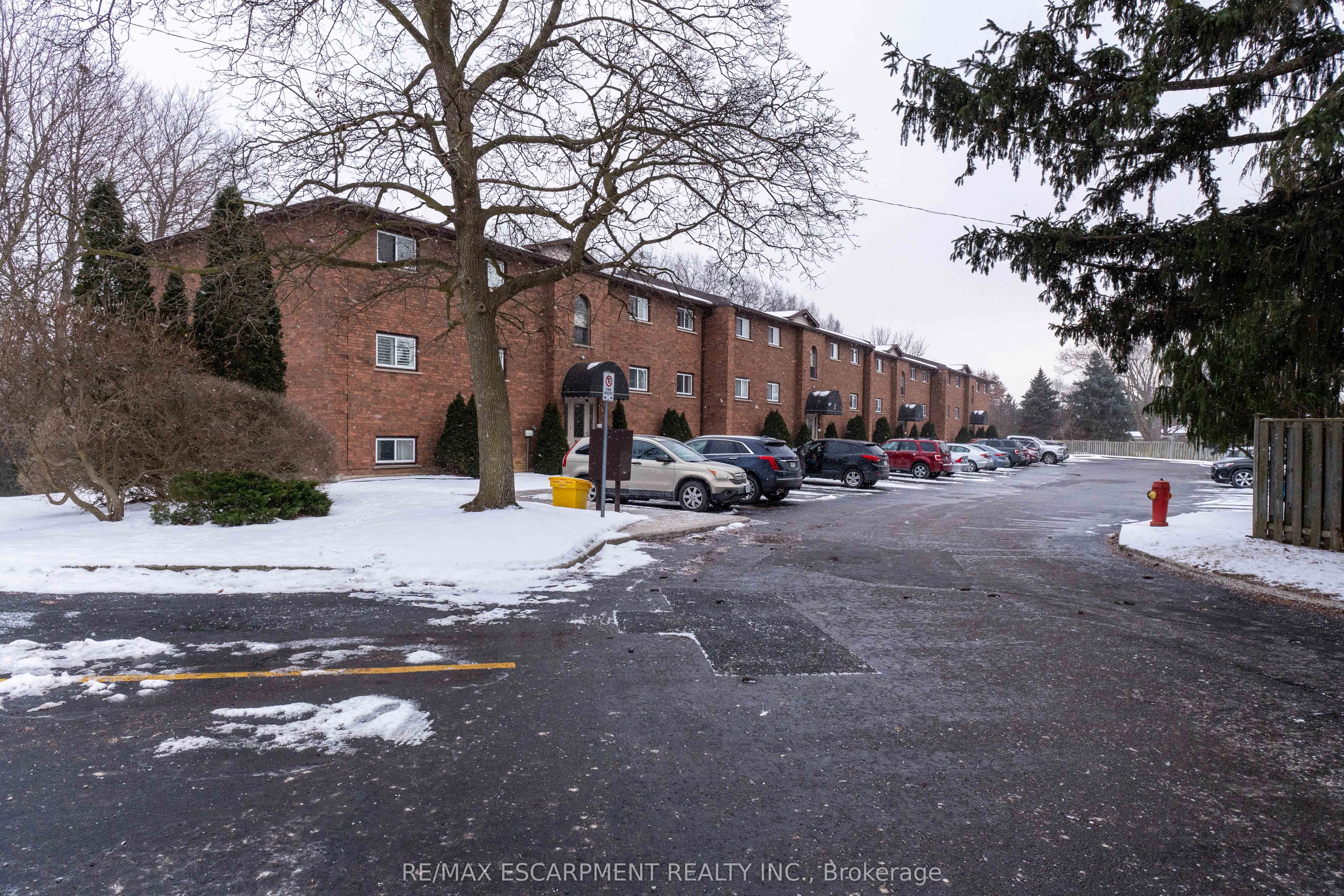 213 Sydenham Street 202c, Brant, On N3r 3z6