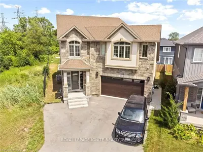 263 Memorial Park Drive, Welland, On L3b 0e3