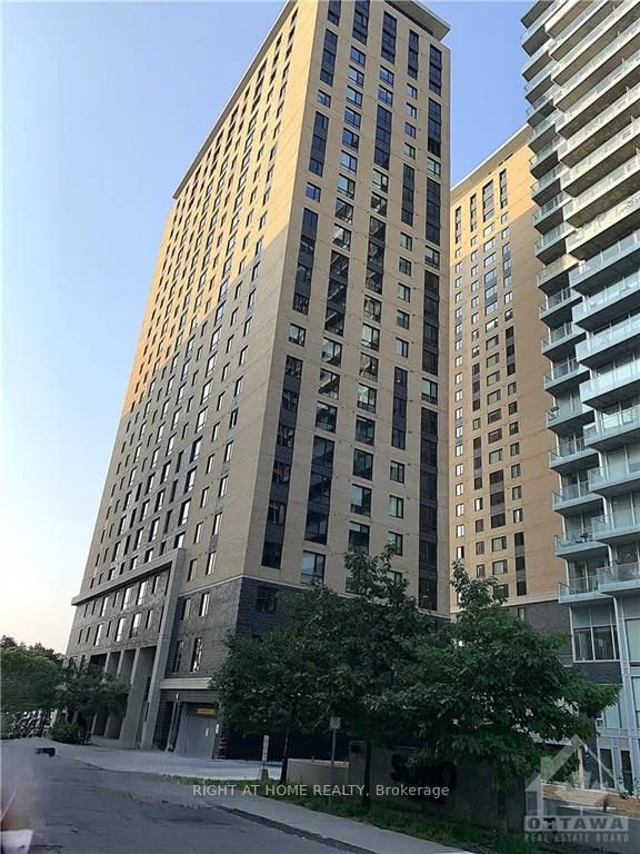 105 Champagne Avenue S 809, Dows Lake - Civic Hospital And Area, On K1s 5e5