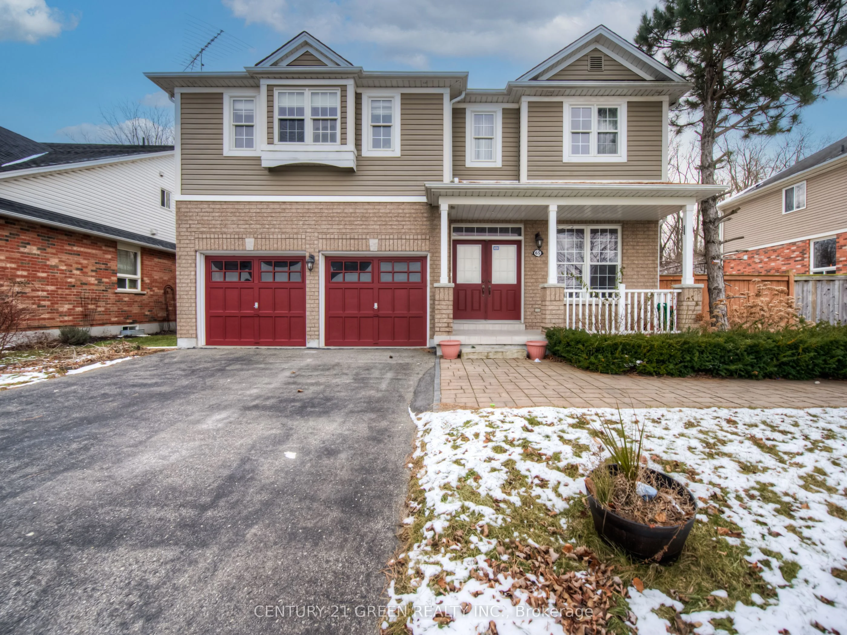 Detached in Brant