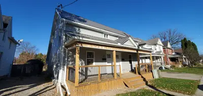 Triplex in St. Thomas