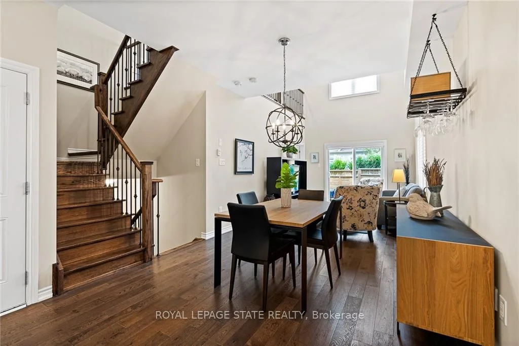 16 George Manor, Niagara-on-the-lake, On L0s 1j0