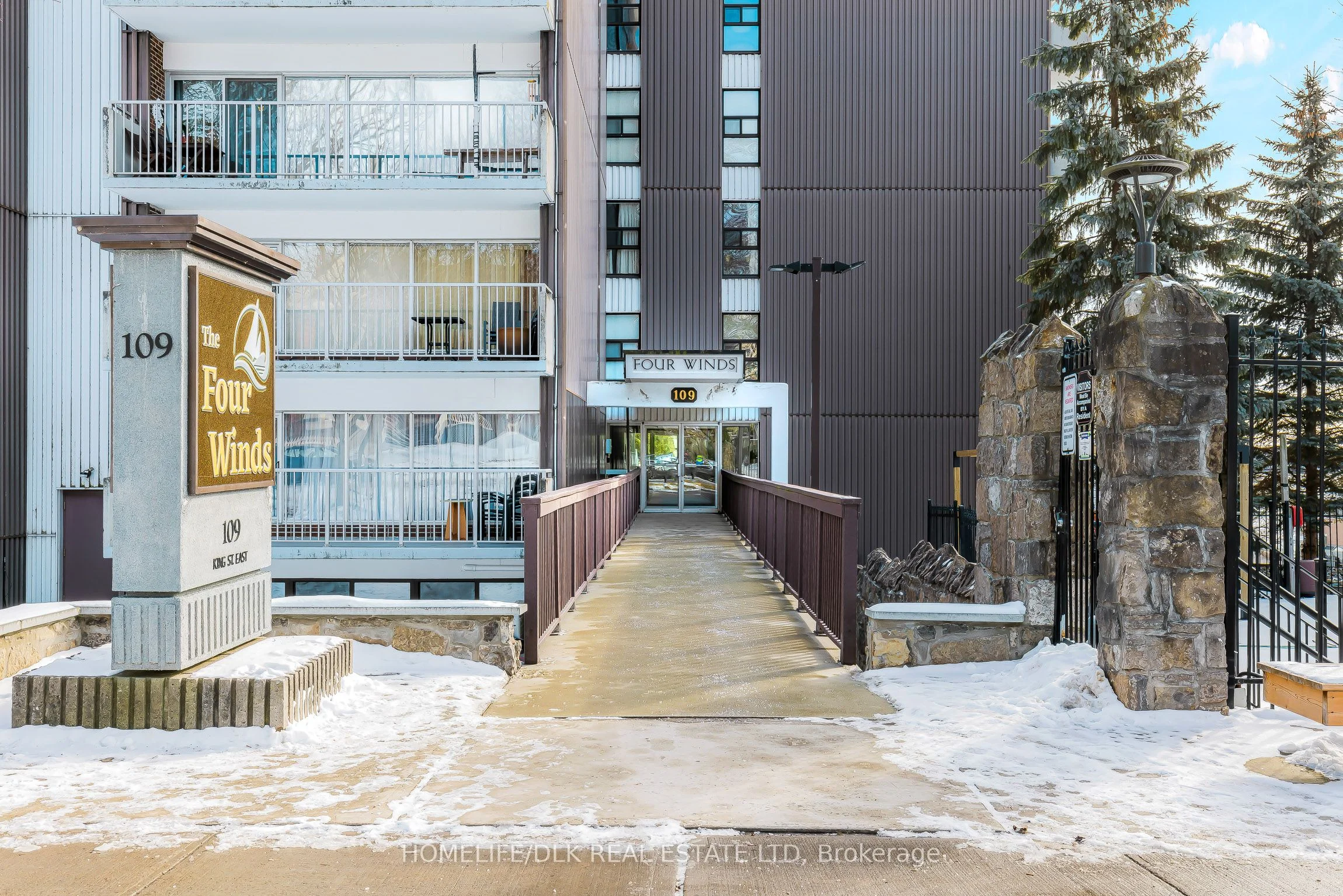 Common Element Condo in Brockville