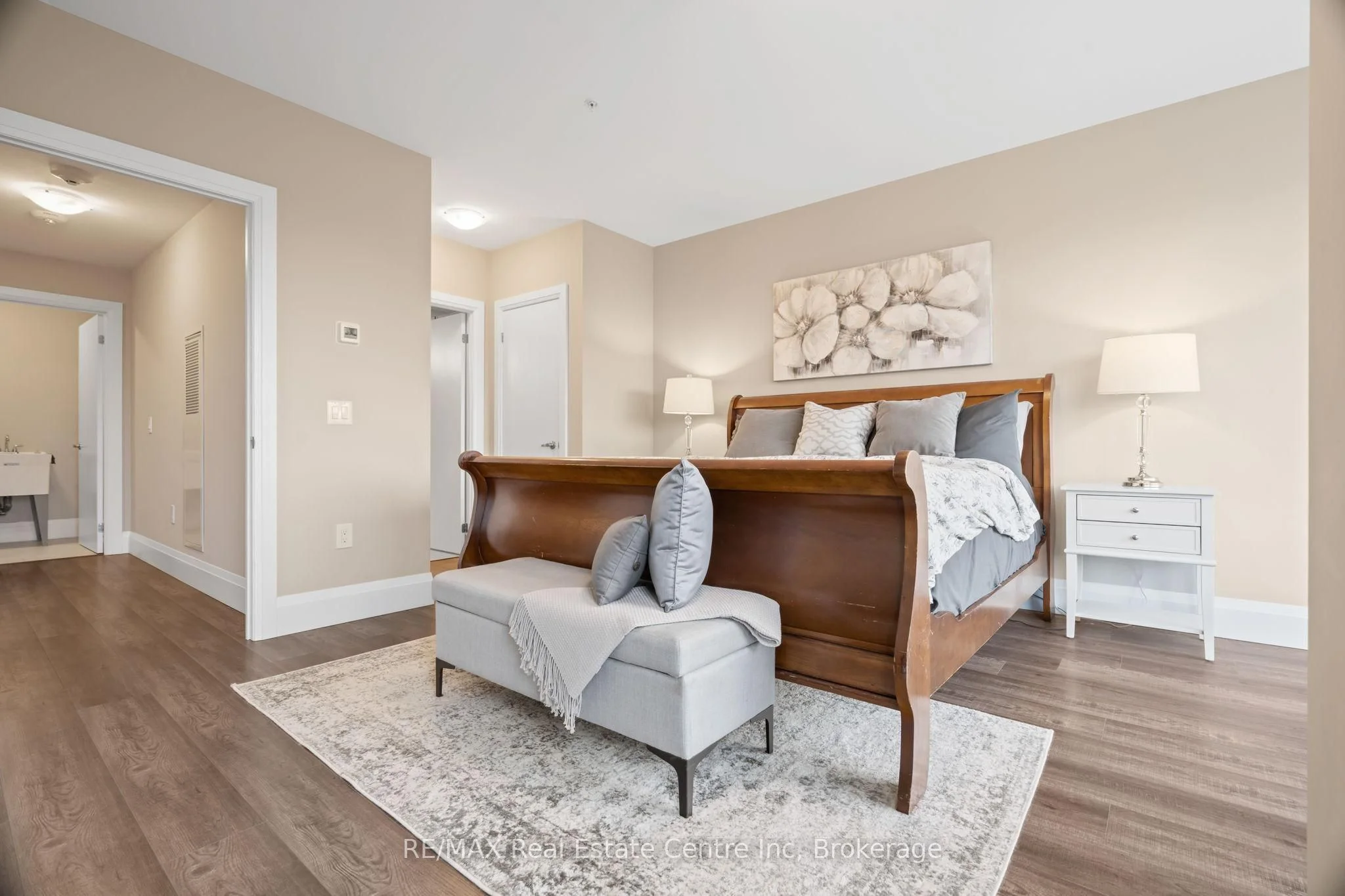 73 ARTHUR Street S 103, Guelph, ON N1E 0S6