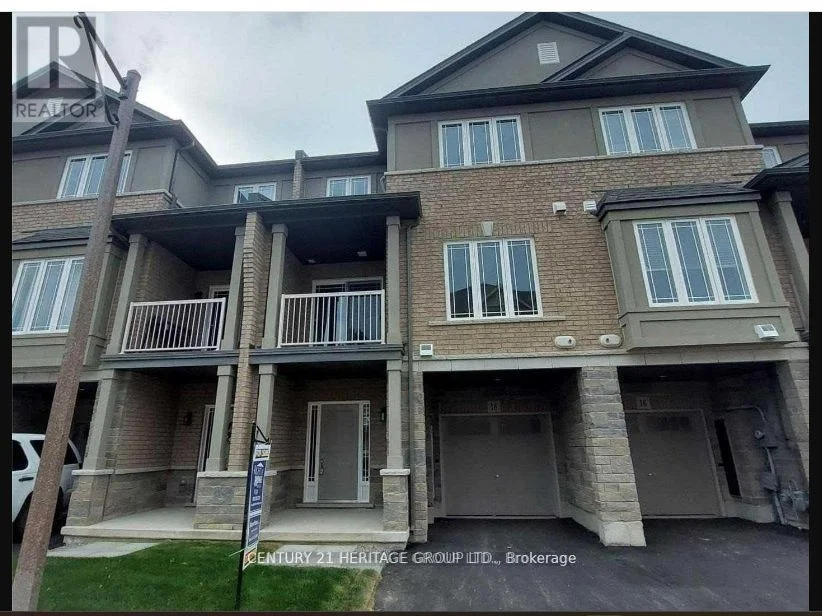 Att/Row/Townhouse in Hamilton