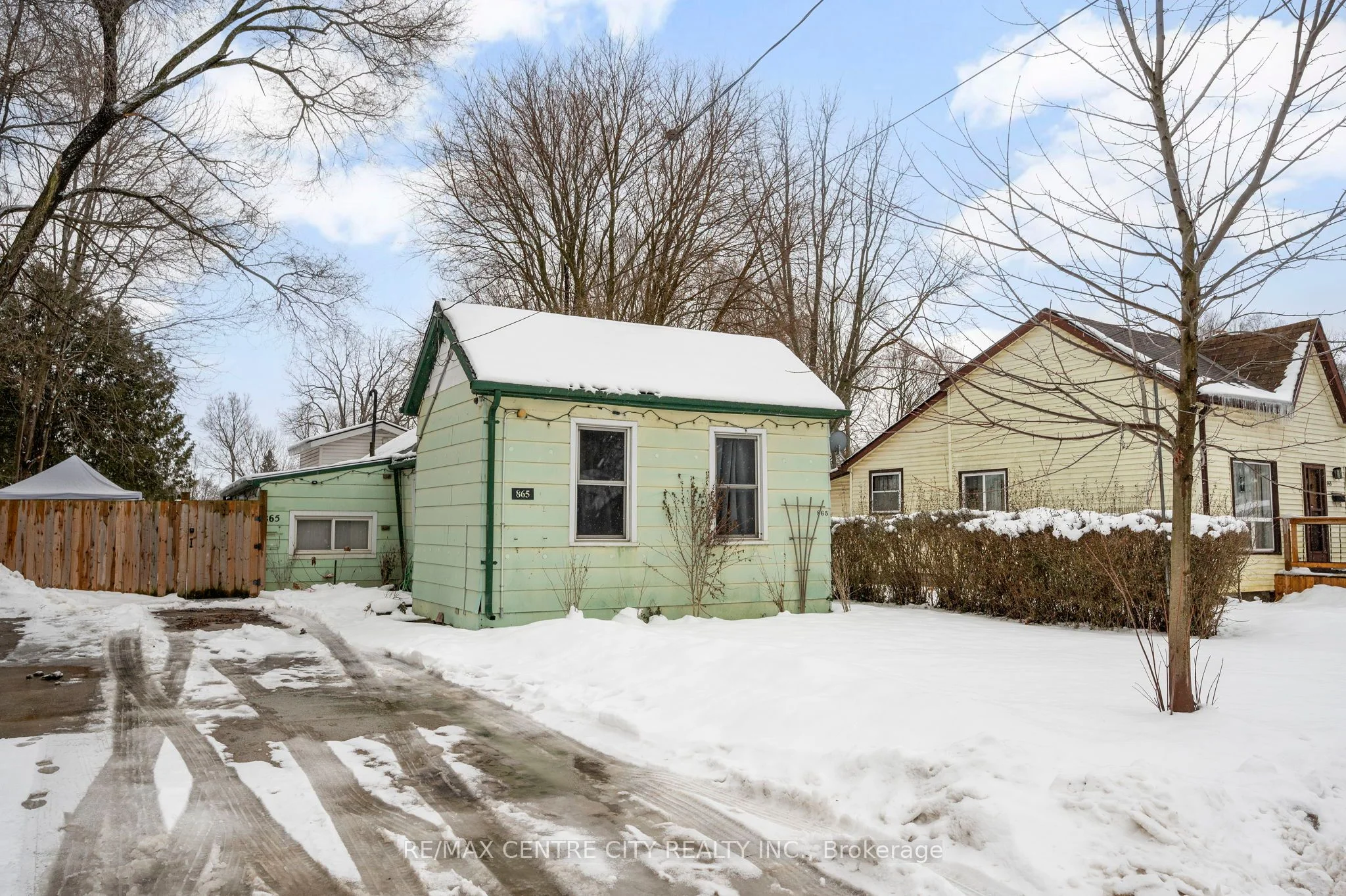 865 Van Street, London East, On N5z 1m8
