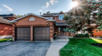 Detached in Cambridge