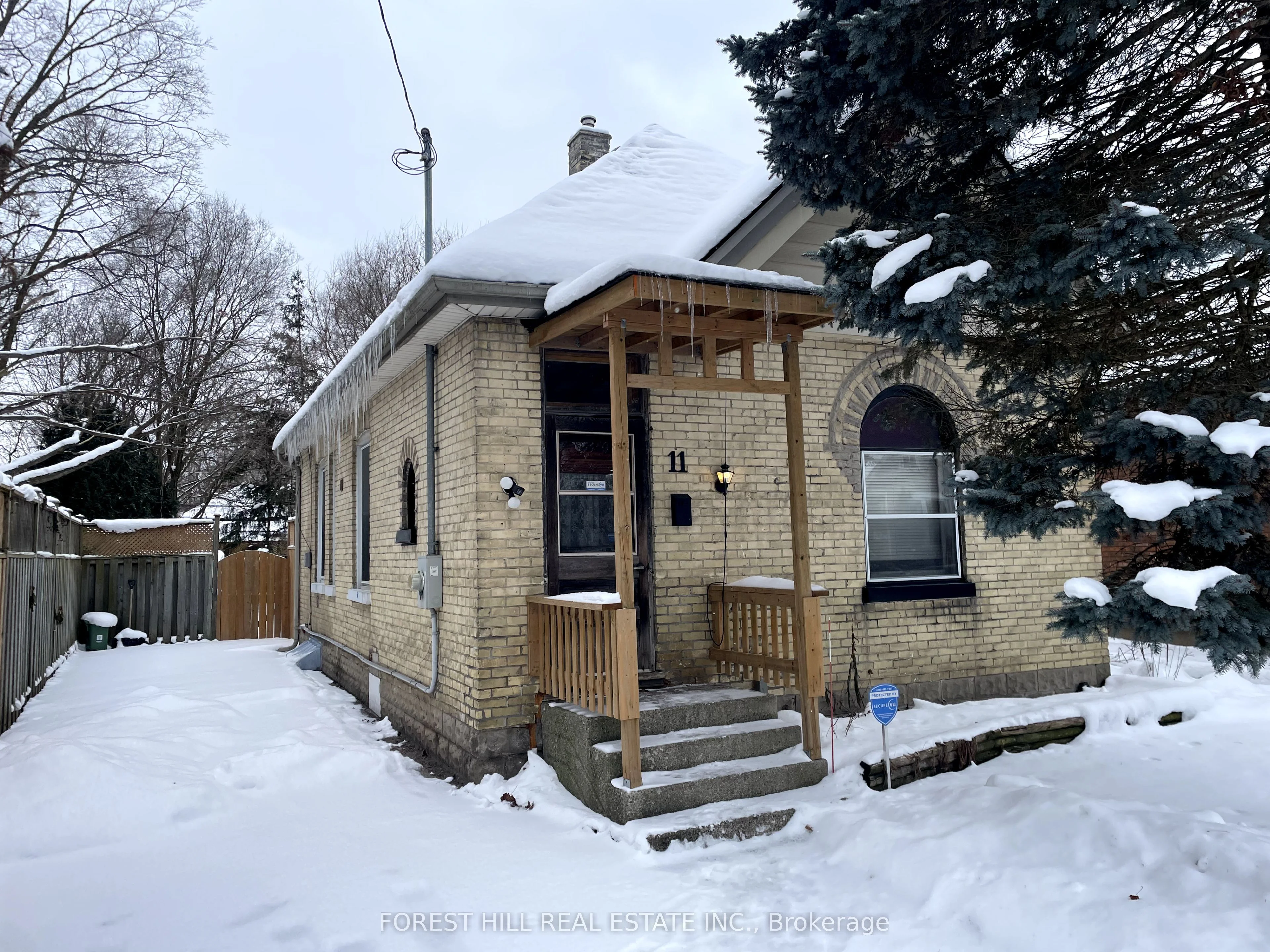 11 Josephine Street, London South, On N5z 3n7