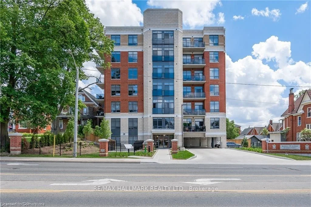 Condo Apartment in Kitchener