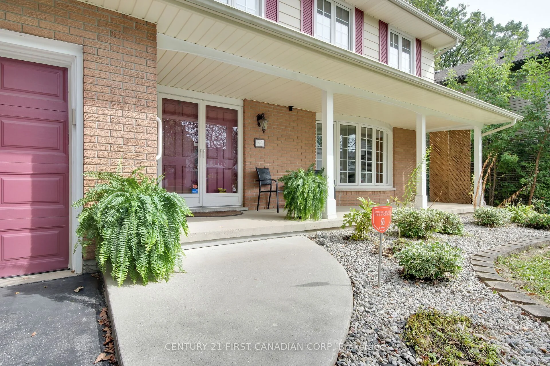 43 Camden Place, London North, ON N5X 2K5