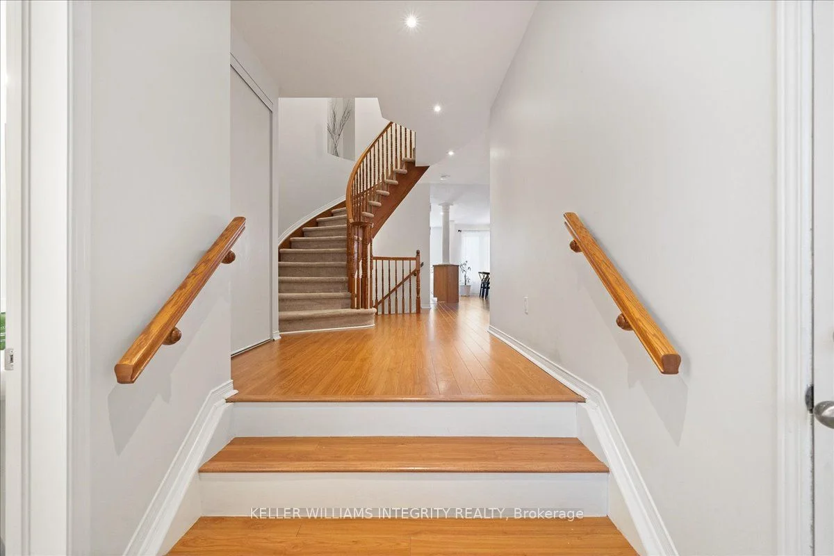 2023 Boisfranc Circle, Orleans - Cumberland and Area, ON K4A 4Z6