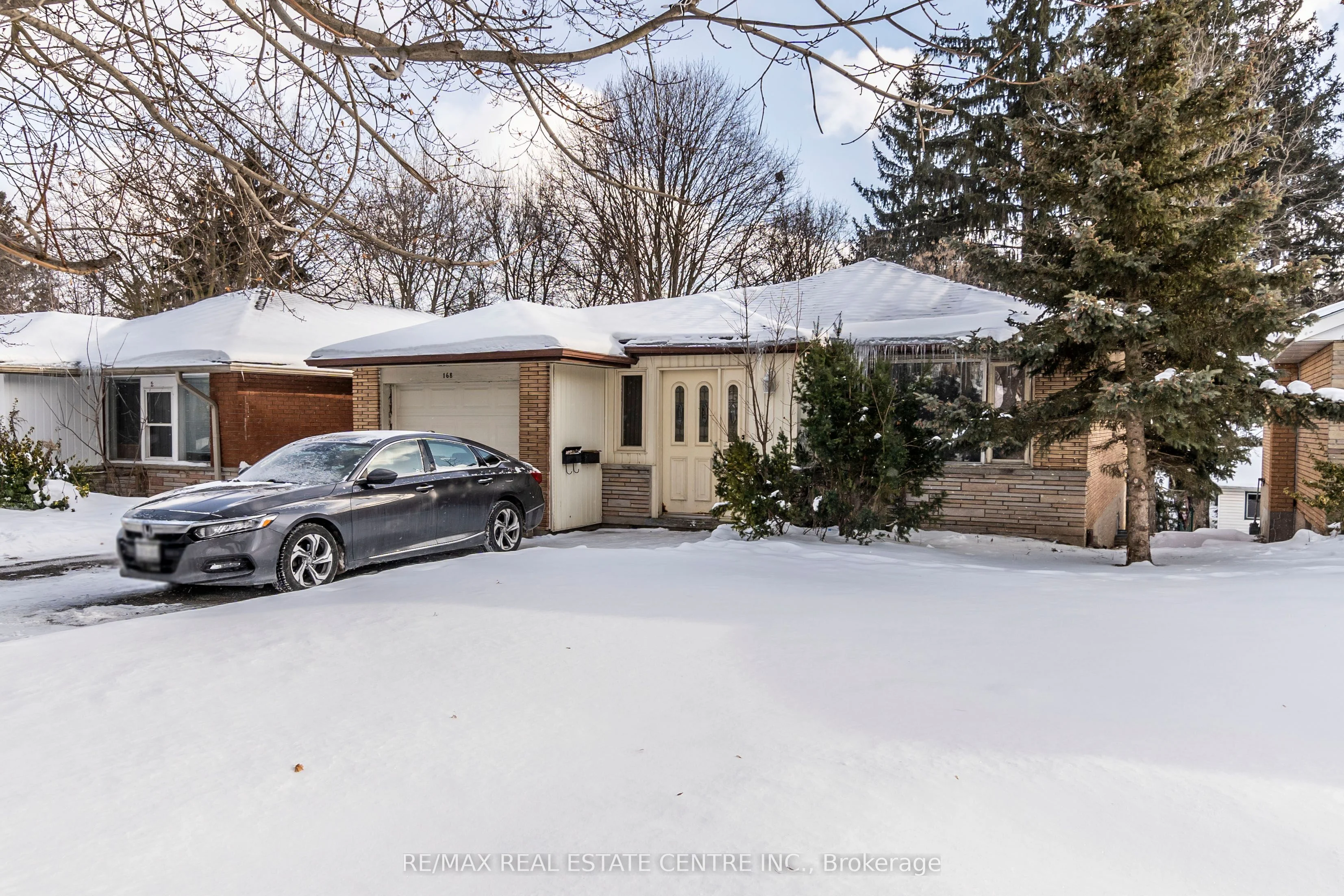 Duplex in Waterloo