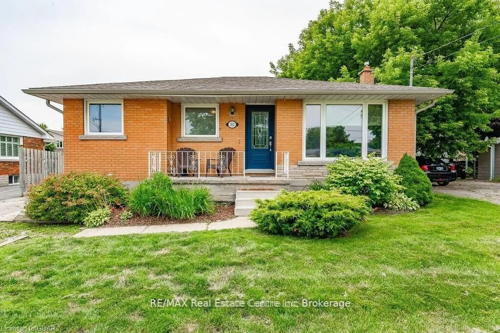 Detached in Guelph