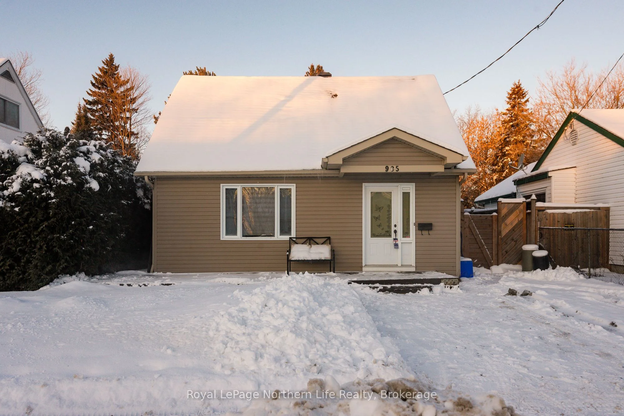 985 Galt Street, North Bay, On P1b 5n5
