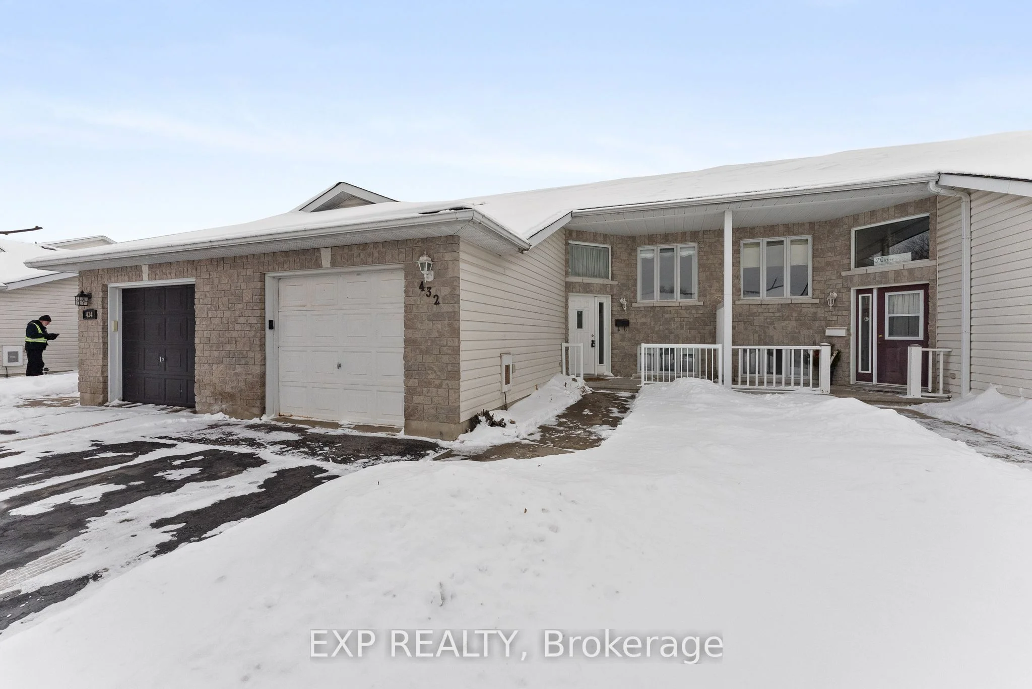 432 Mayhew Street, Renfrew, On K7v 4l3