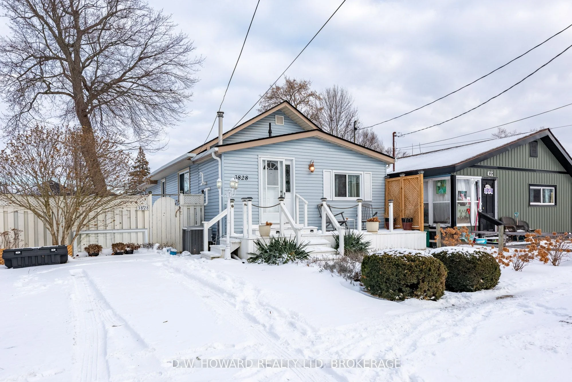 Detached in Fort Erie