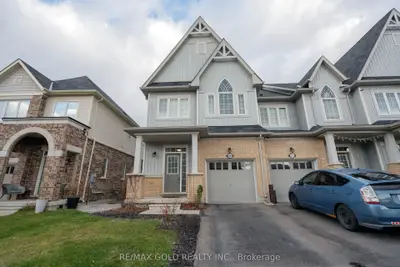 Att/Row/Townhouse in Lincoln