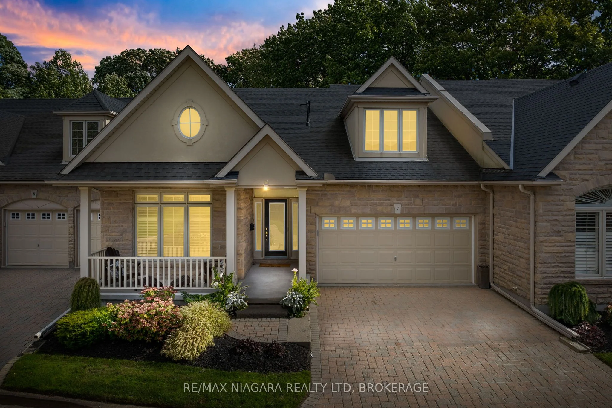Condo Townhouse in St. Catharines