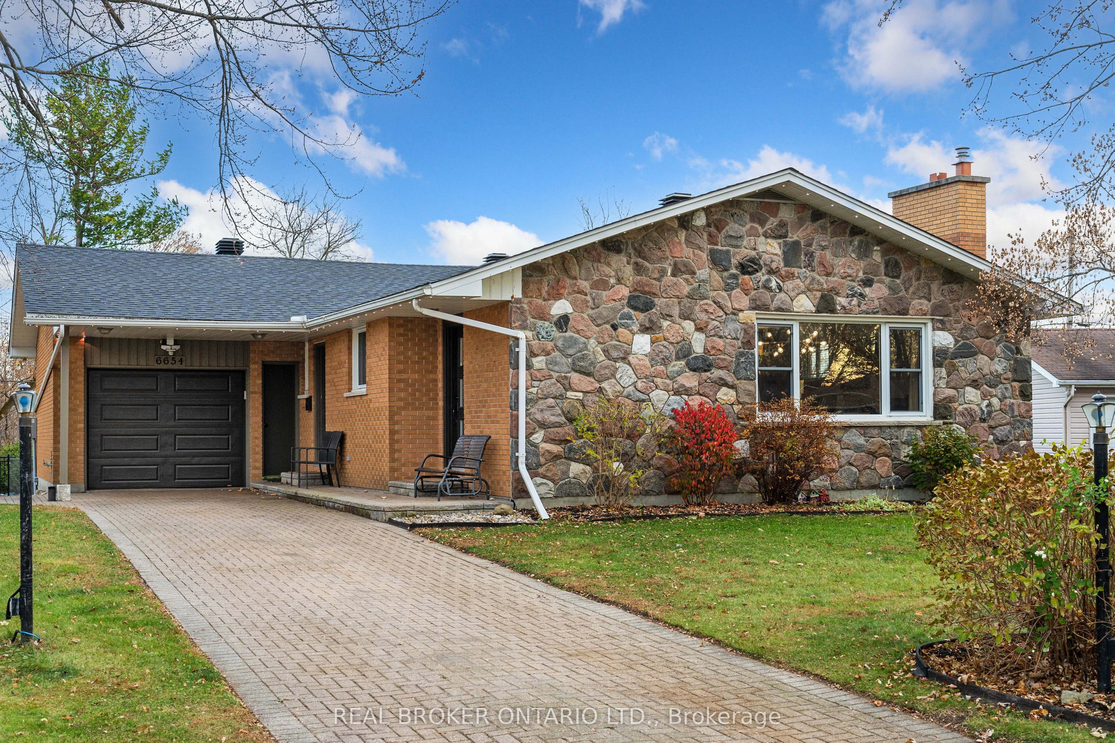 Detached in Manotick - Kars - Rideau Twp and Area