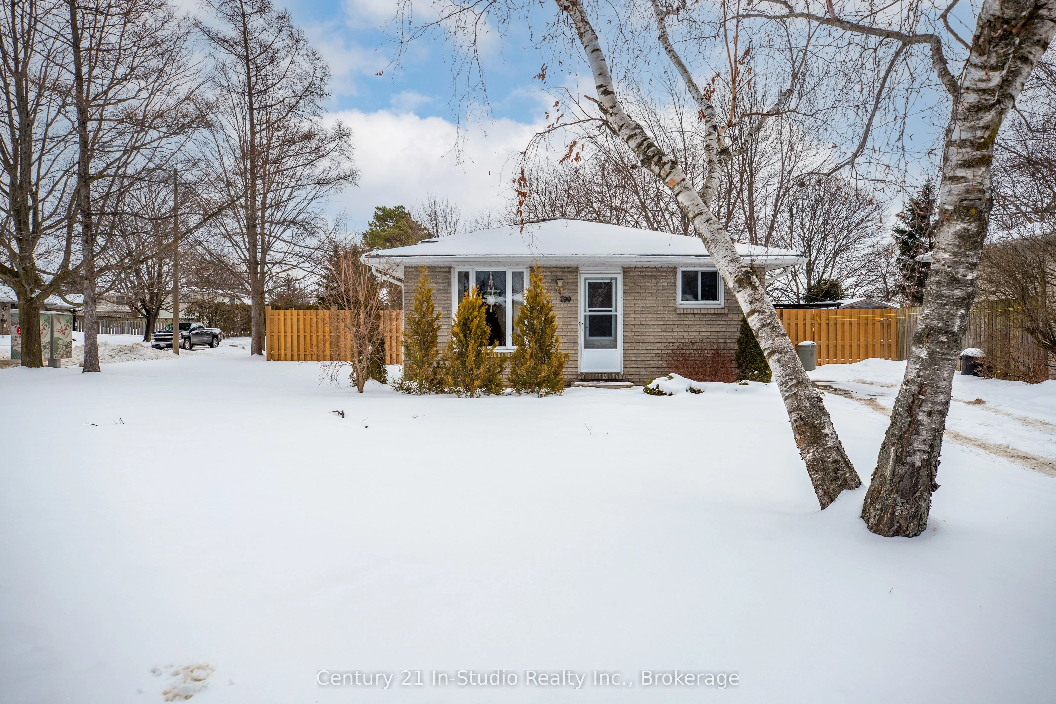 Detached in Kincardine