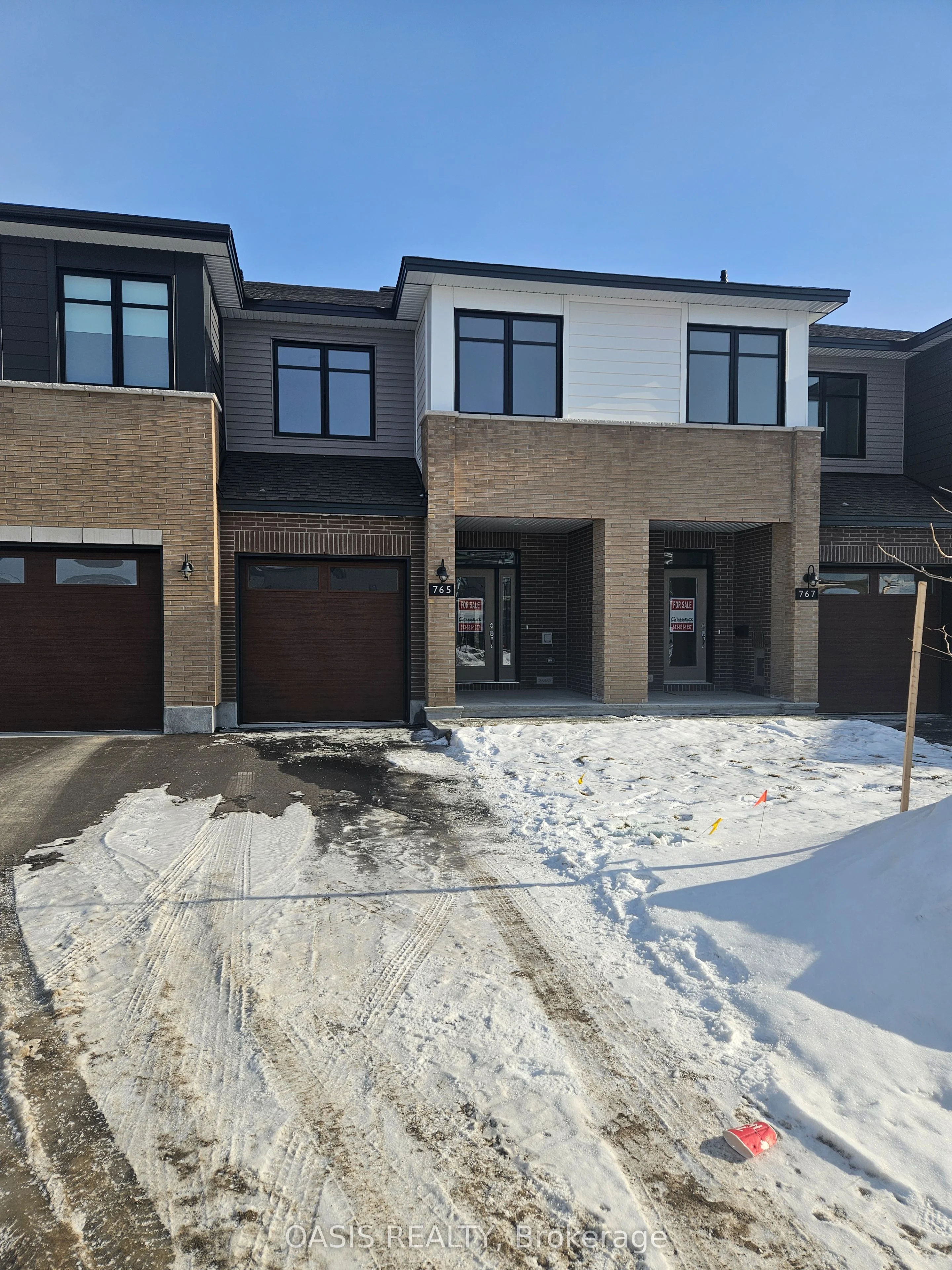 765 Maverick Crescent, Stittsville - Munster - Richmond, On K2s 2x2