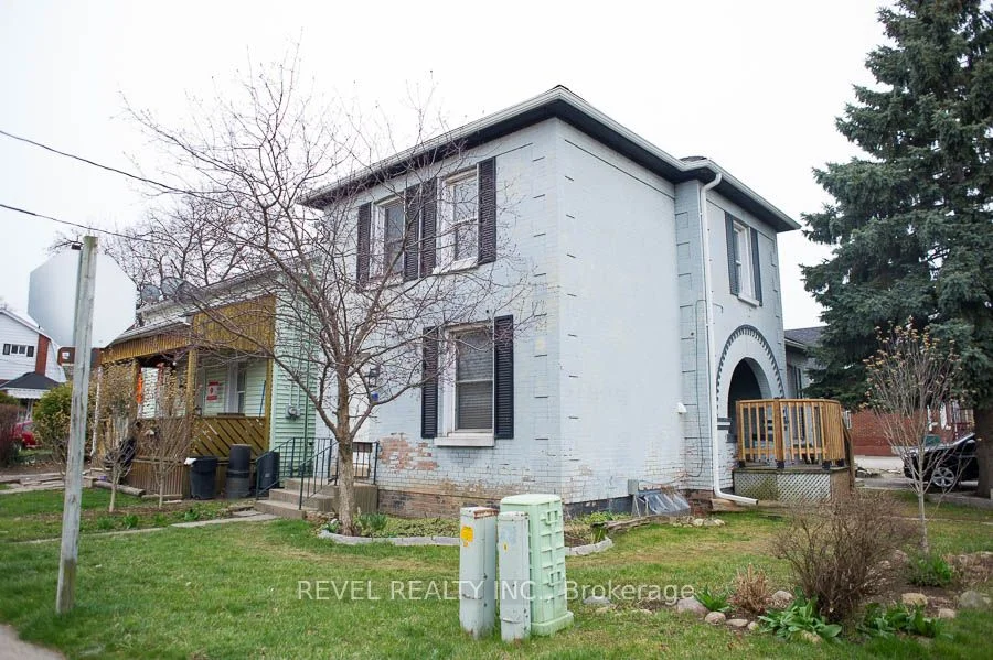 74 Murray Street B, Brantford, On N3s 5n9