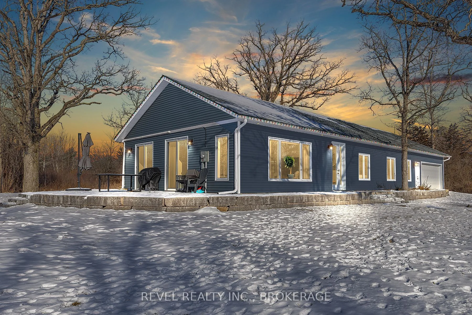 Detached in Stone Mills