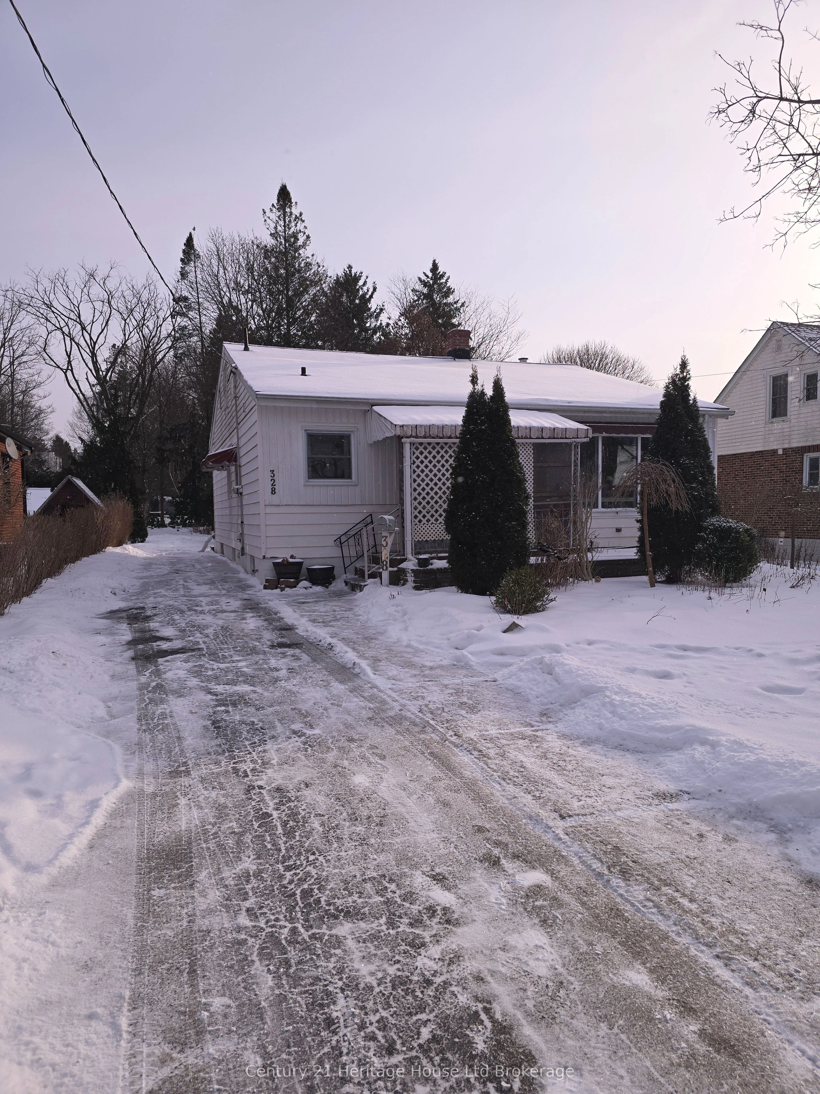 328 Victoria Street N, Woodstock, On N4s 6w7