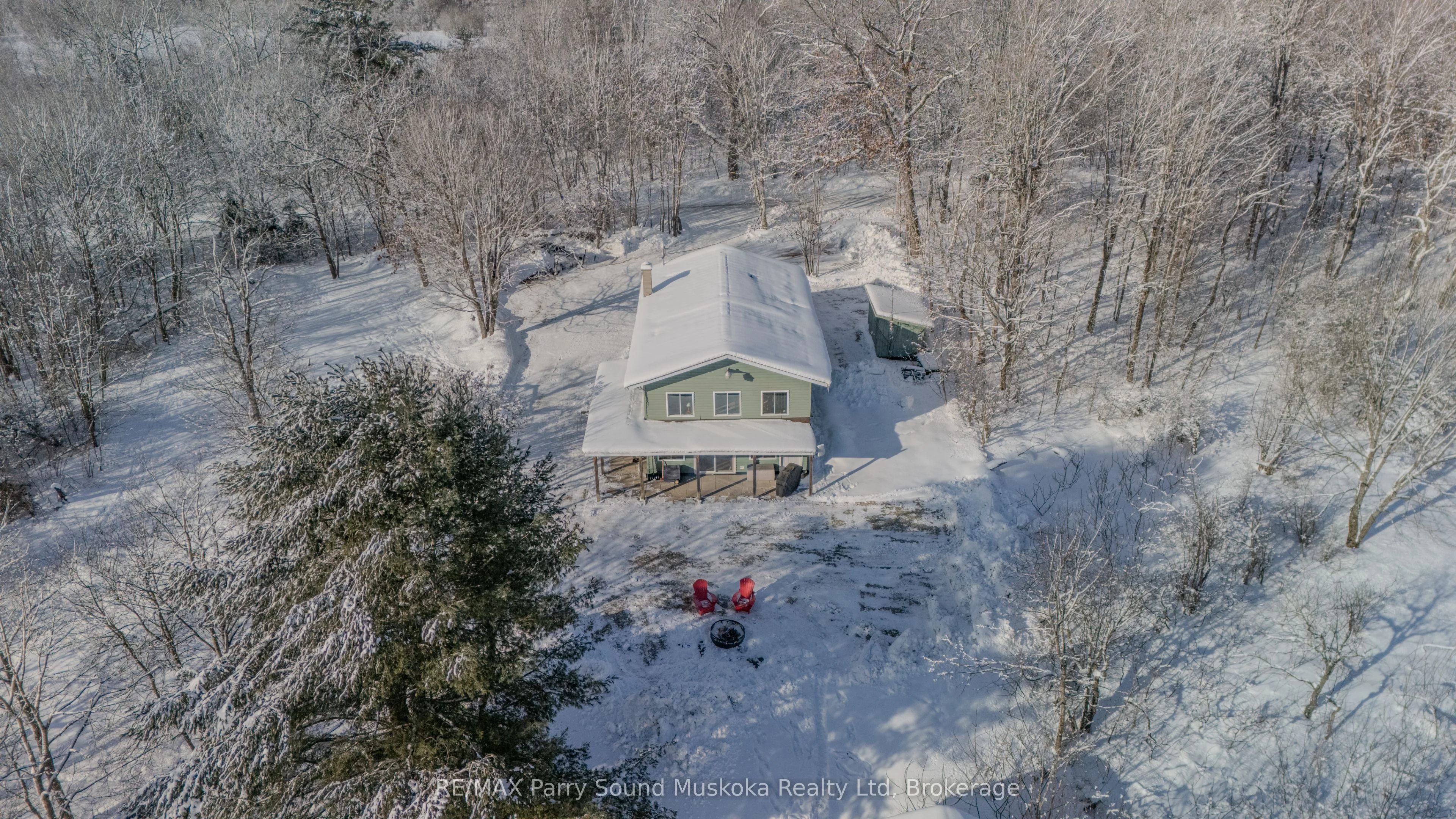 Detached in McKellar
