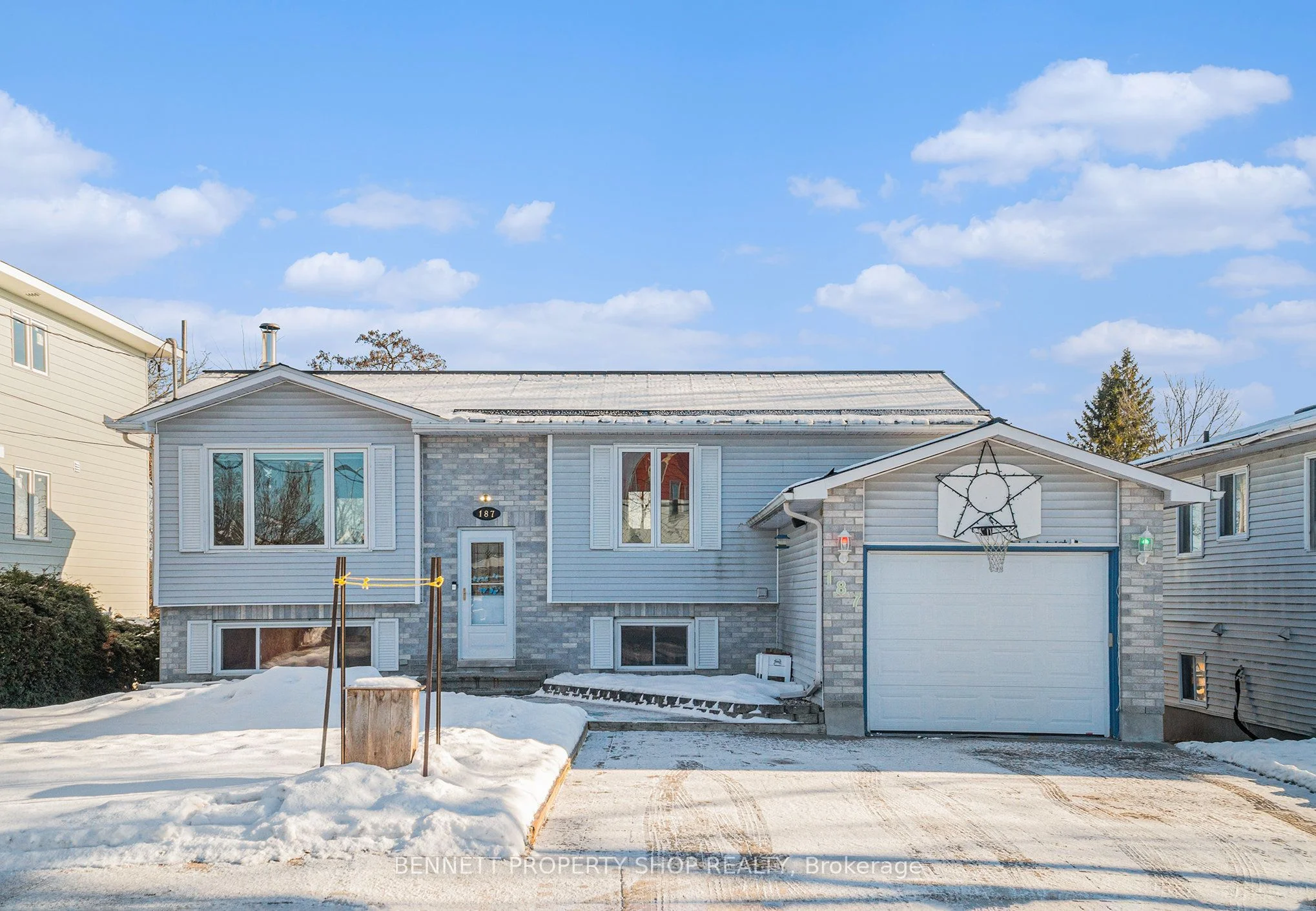 Detached in Mississippi Mills