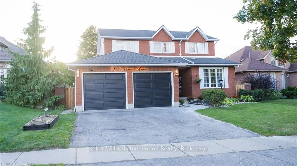 Detached in Woodstock