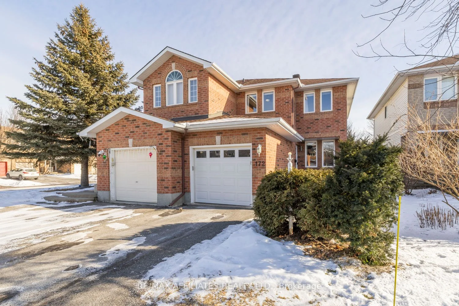 Semi-Detached in Barrhaven