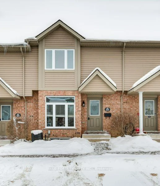 Condo Townhouse in London North