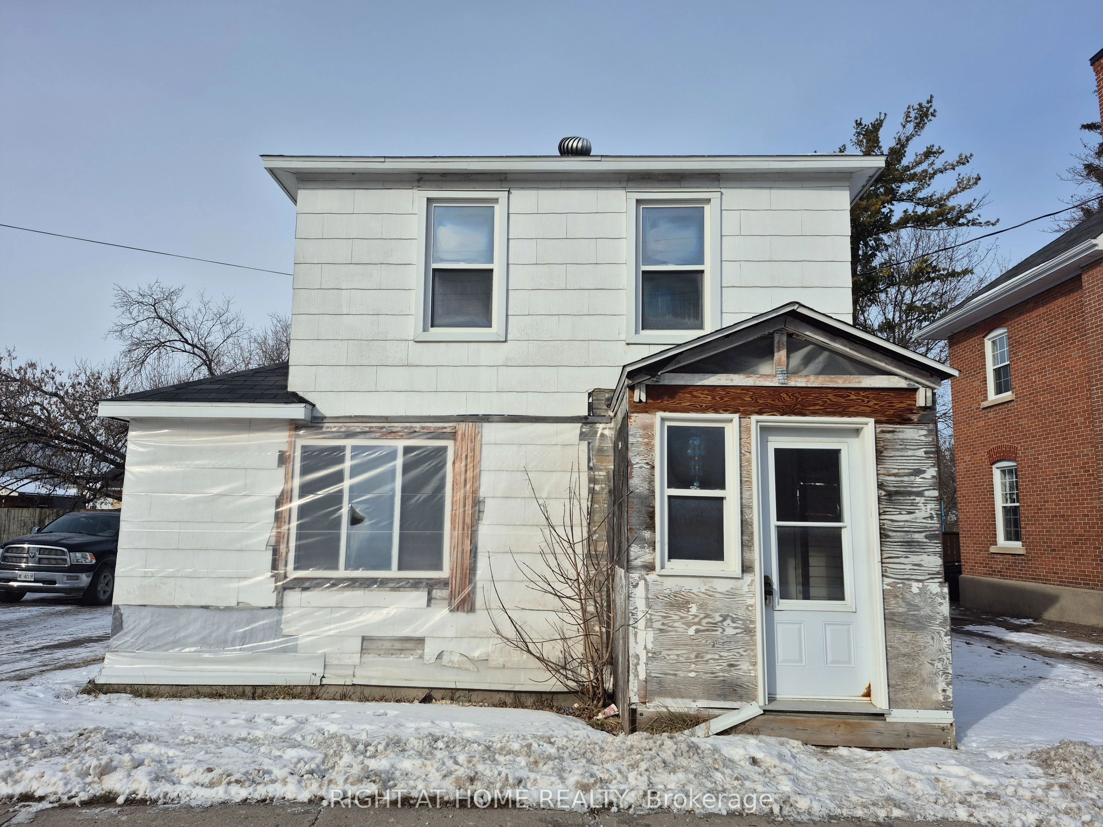 Detached in Arnprior
