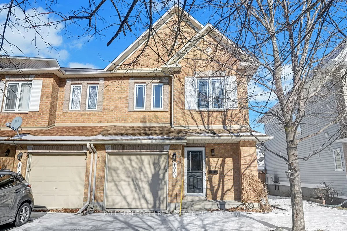 Att/Row/Townhouse in Orleans - Cumberland and Area