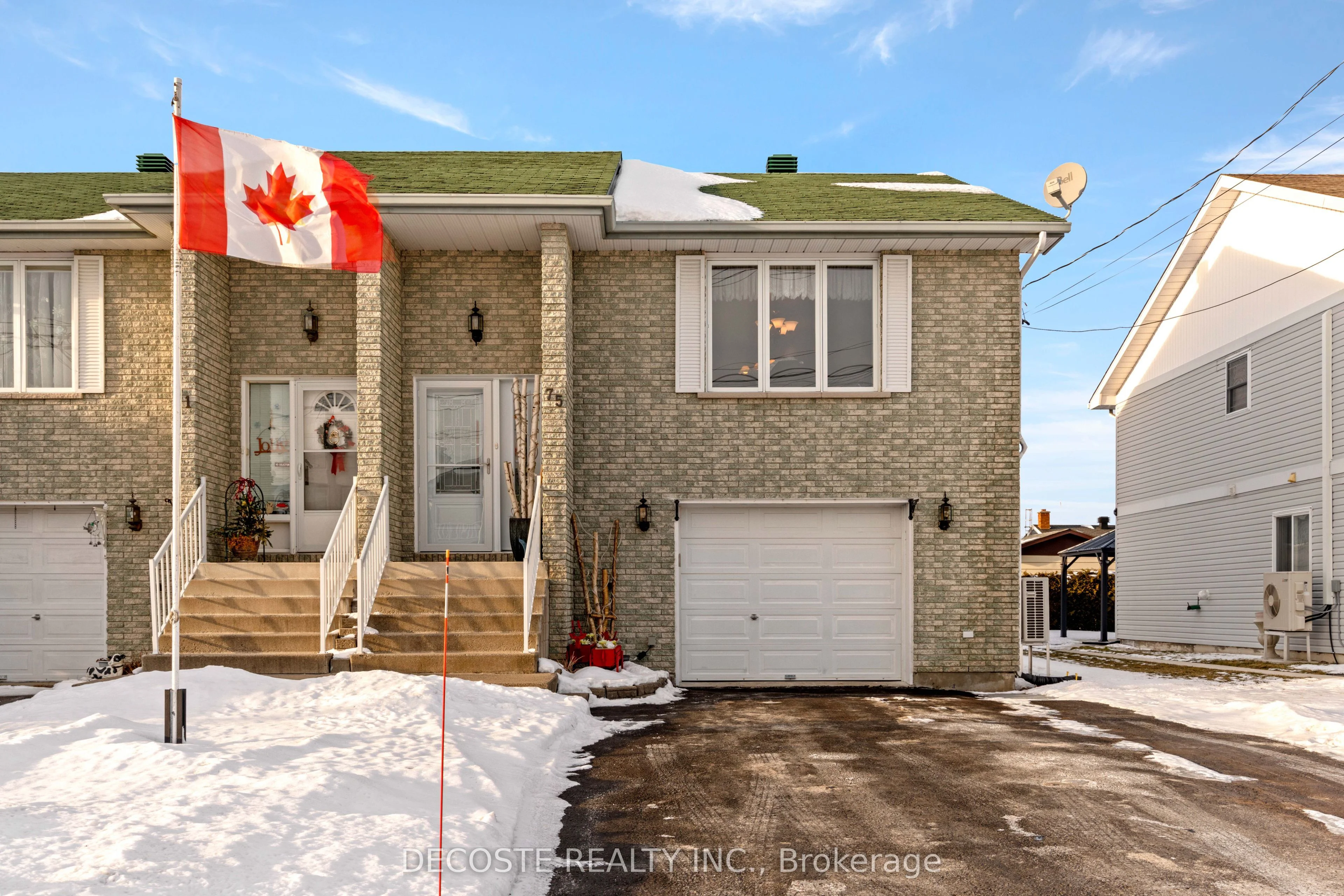 Semi-Detached in North Glengarry