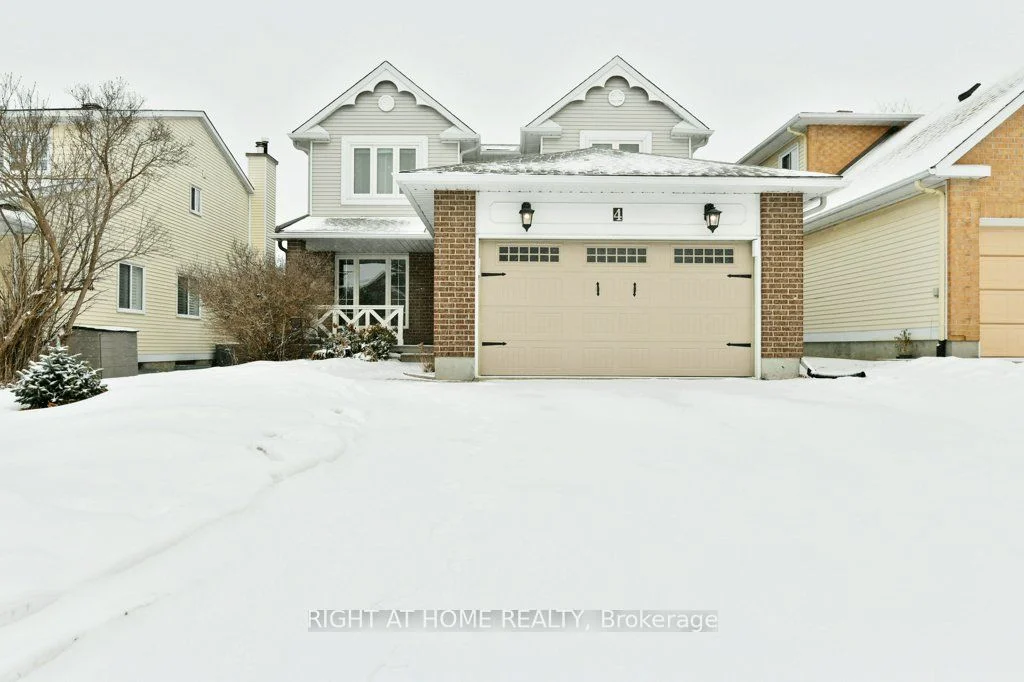 Detached in Barrhaven