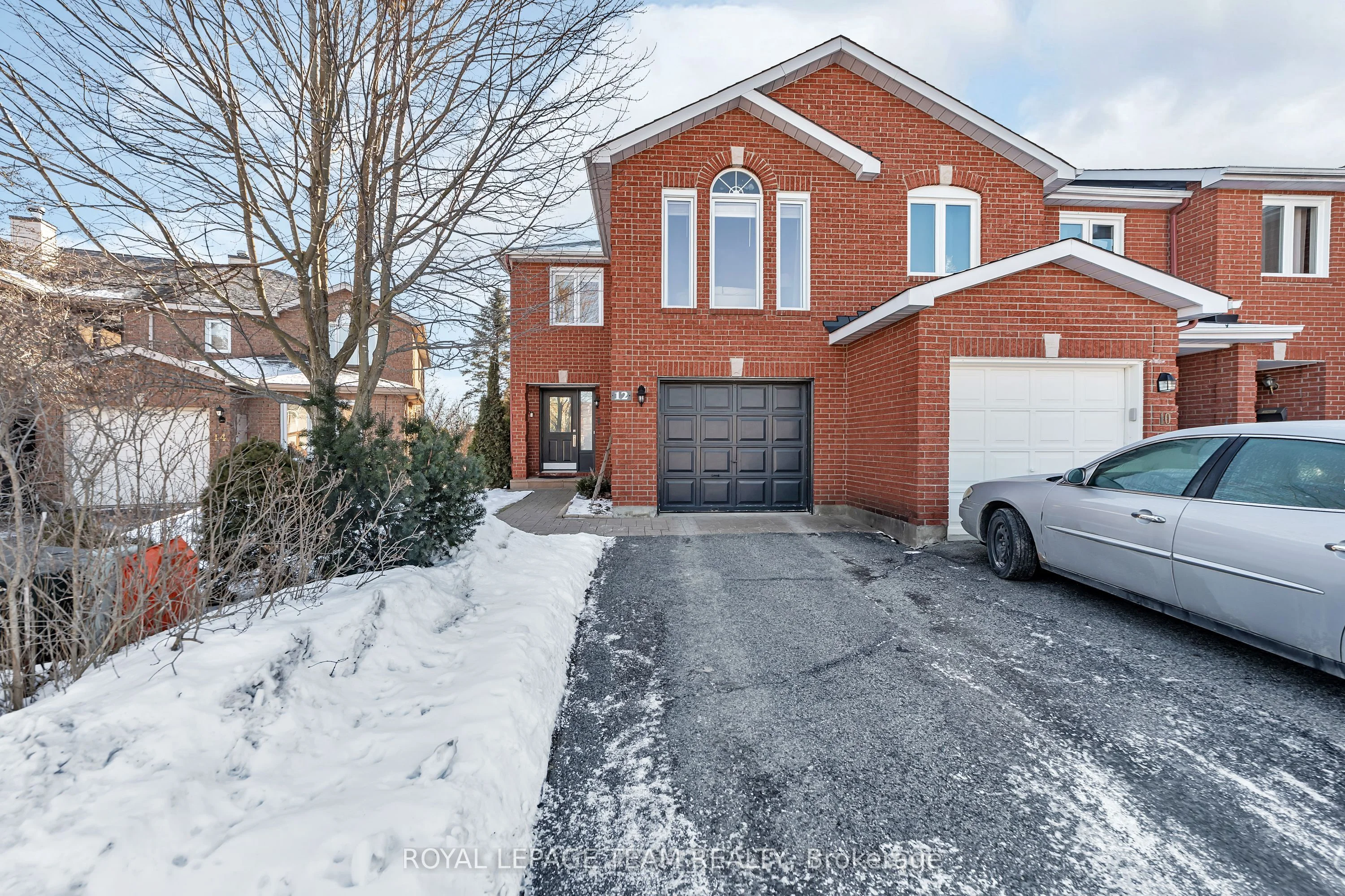 12 Longboat Court, Kanata, On K2k 2t3