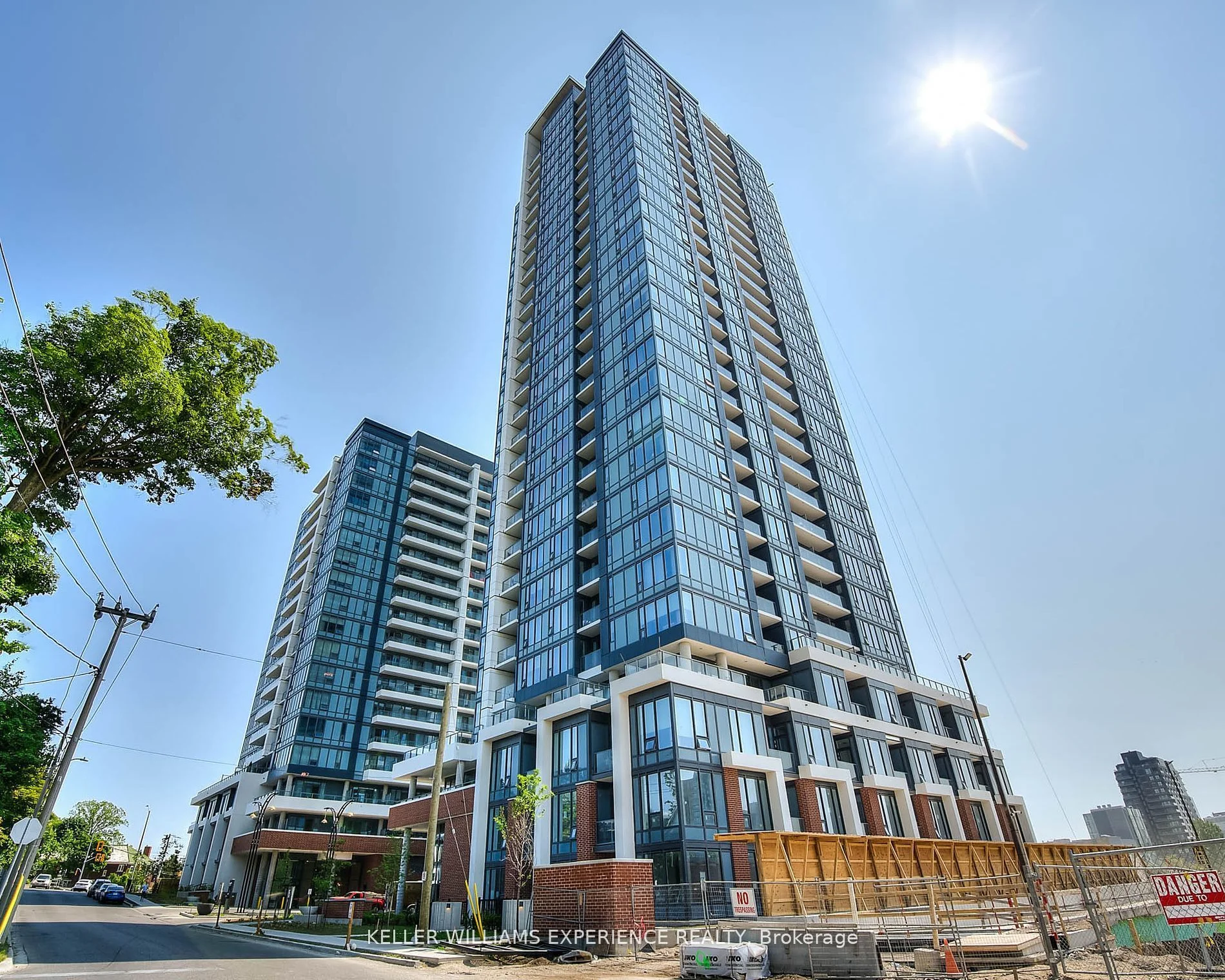 15 Wellington Street S 1112, Kitchener, On N2g 0e4