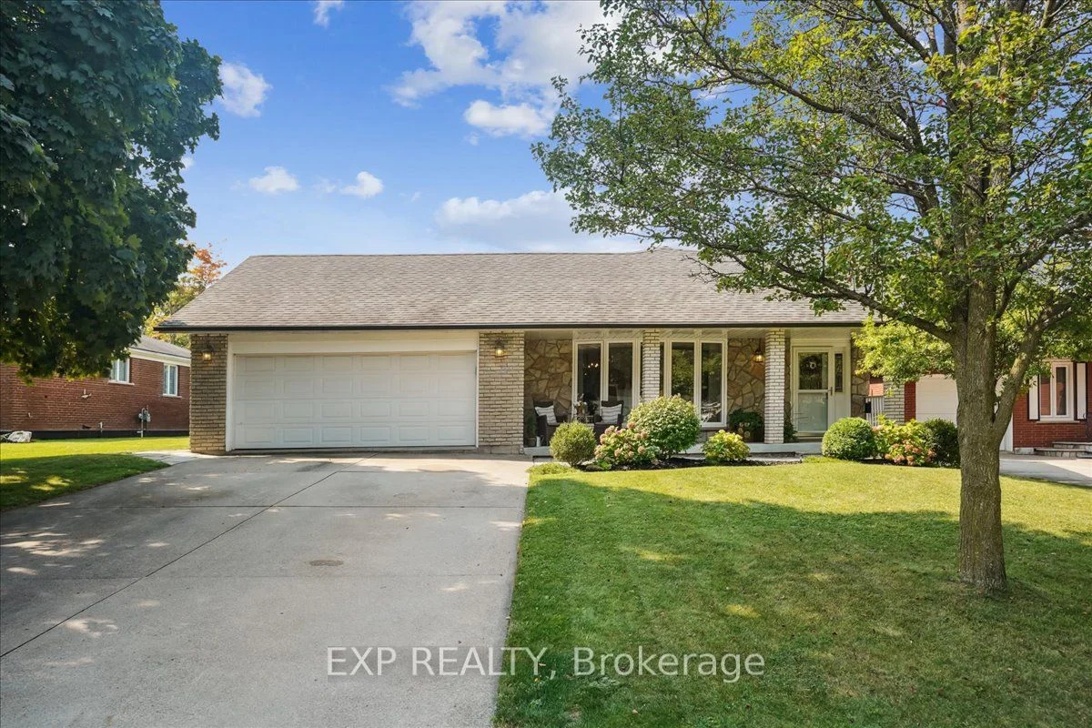 70 Country Club Drive, Hamilton, On L8k 5w2