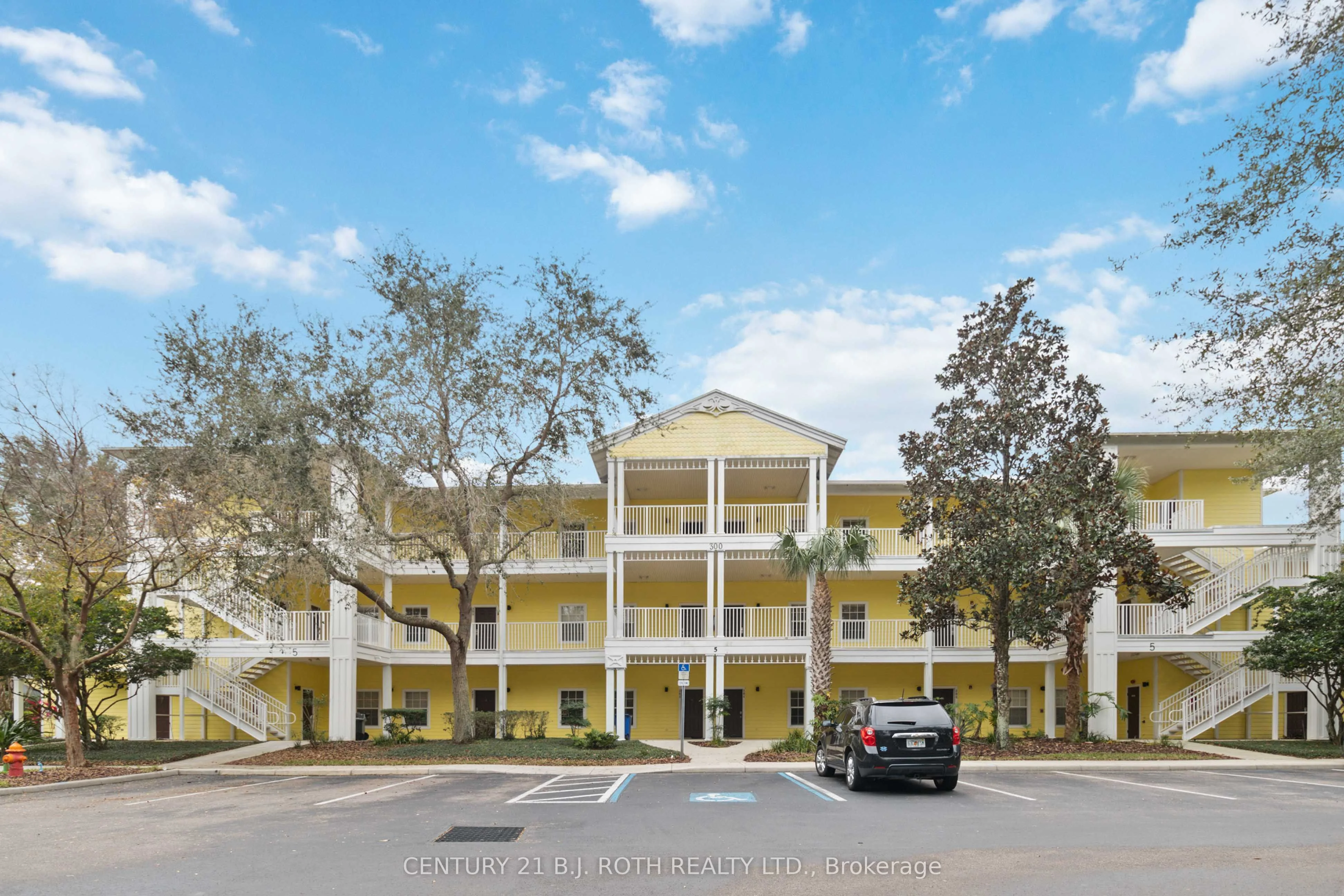 313 Lucaya Loop, Out Of Area, 33897