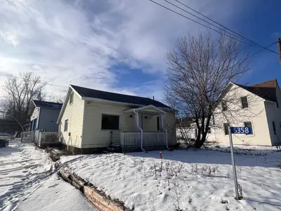 5358 Bank Street A, Blossom Park - Airport And Area, On K1x 1h1