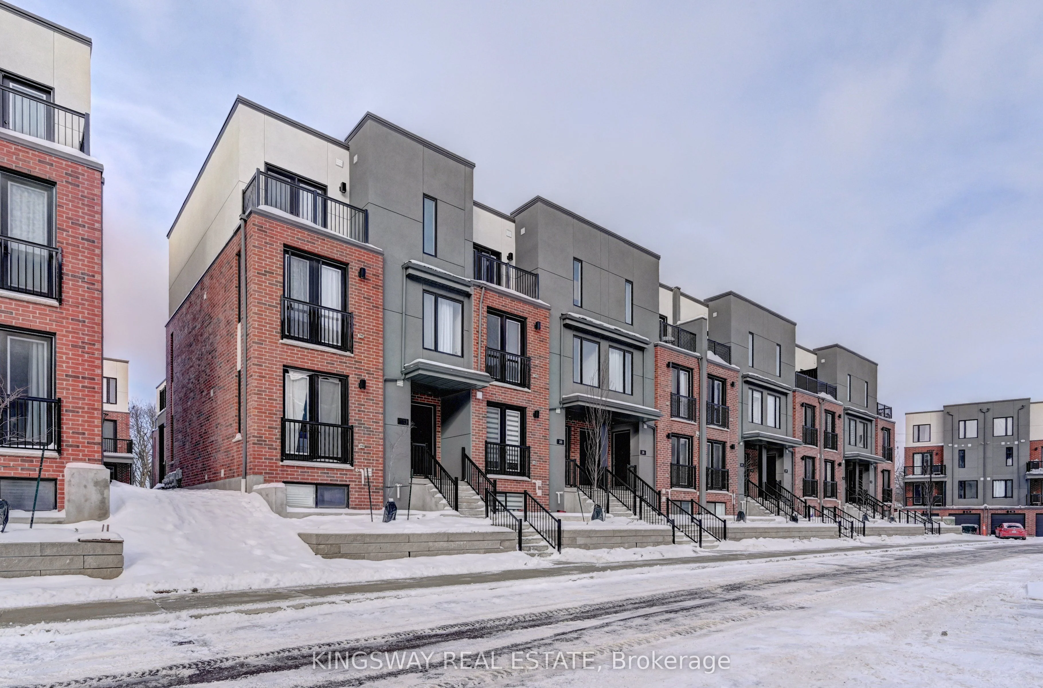 Condo Townhouse in Waterloo