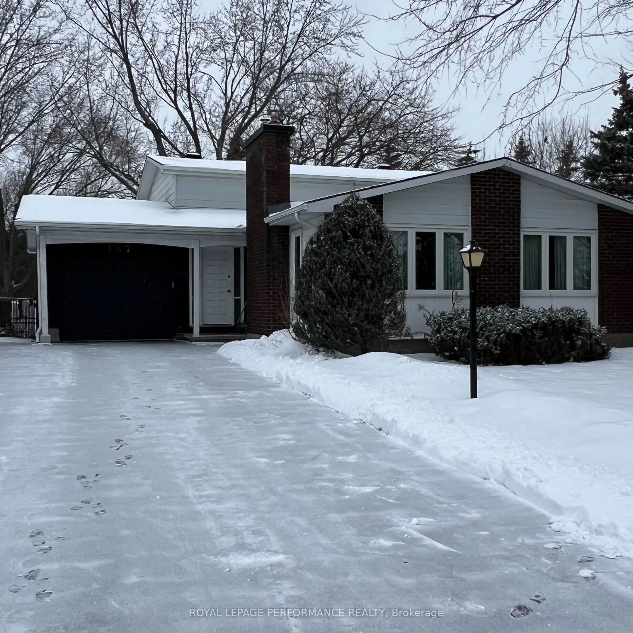 167 Withrow Avenue N, Meadowlands - Crestview And Area, On K2g 2j6