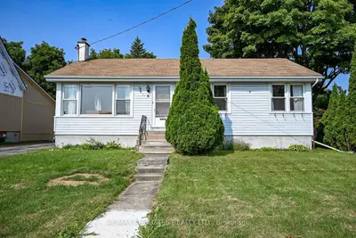 Detached in Smiths Falls